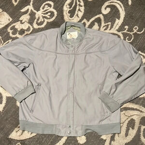 Arnold Palmer vintage wind breaker. Lined. Zips. Great condition.